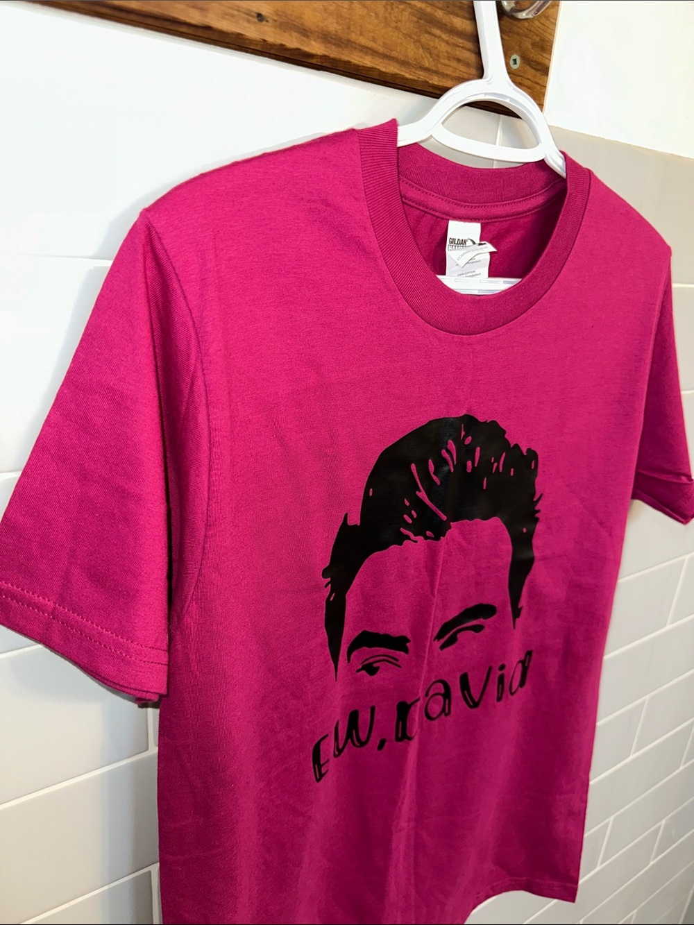 Schitt’s Creek “Ew, David” Tee - Picture 8 of 13